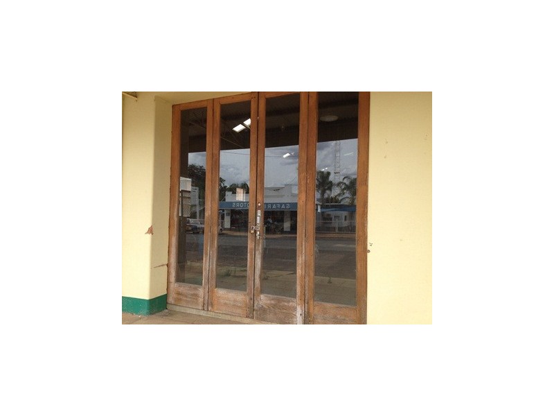 13 Douglas Street, Narrandera NSW 2700