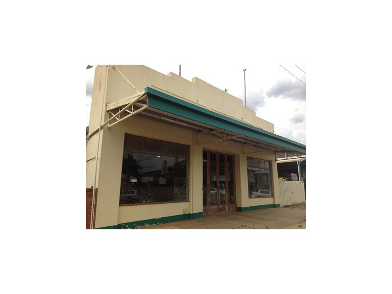 13 Douglas Street, Narrandera NSW 2700