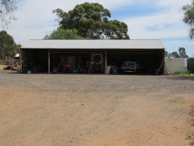 1055 ARATULA ROAD, Deniliquin NSW 2710