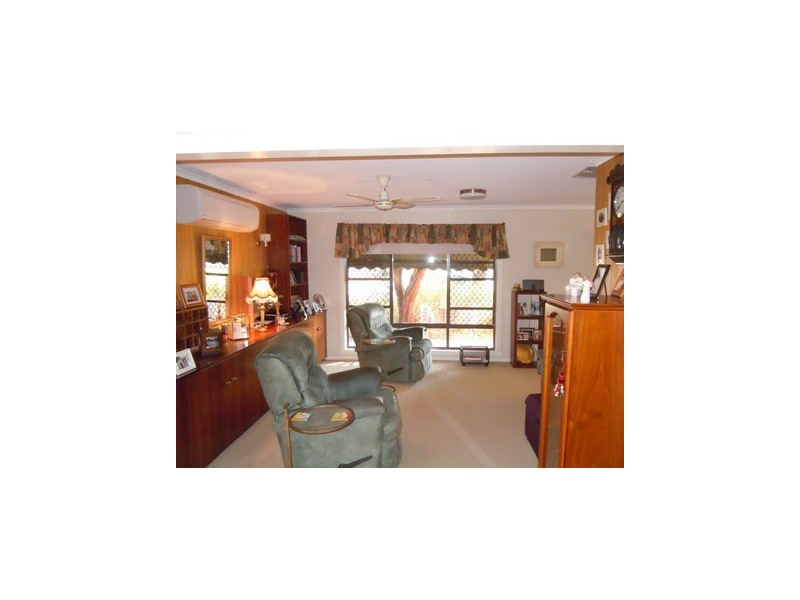 71 Elizabeth Street, Narrandera NSW 2700