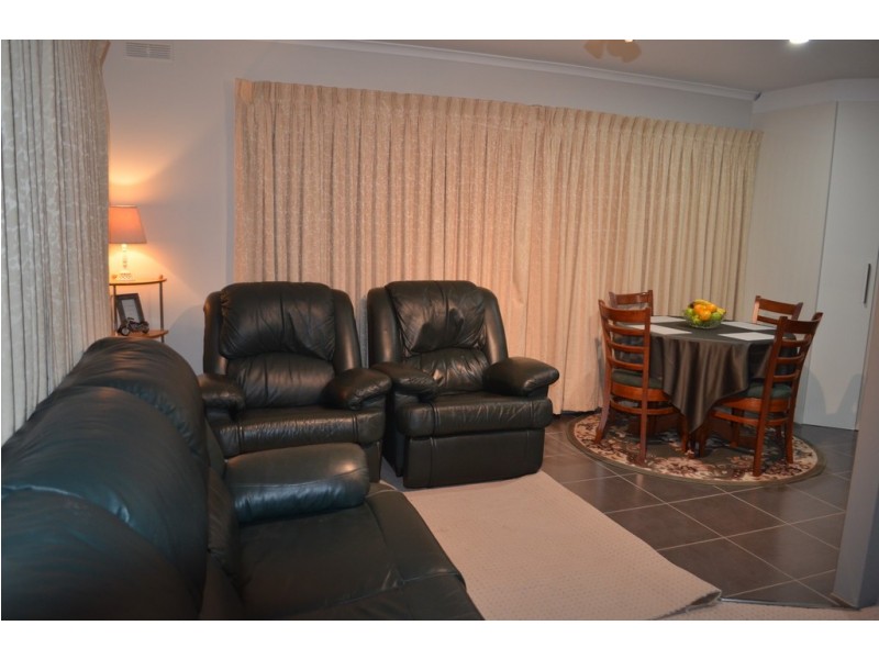 8398 Murray Valley Highway, Tallangatta East VIC 3700