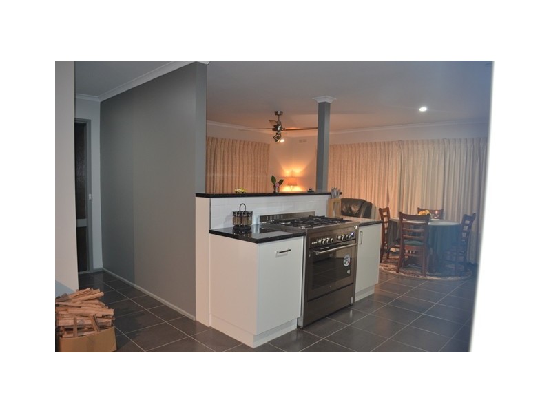 8398 Murray Valley Highway, Tallangatta East VIC 3700