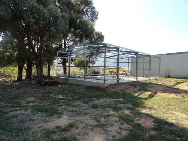 8398 Murray Valley Highway, Tallangatta East VIC 3700