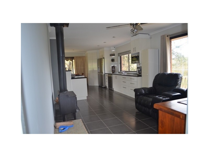 8398 Murray Valley Highway, Tallangatta East VIC 3700