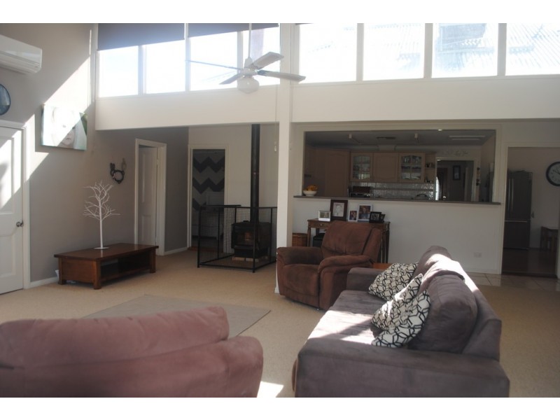 414 CHURCH STREET, Hay NSW 2711