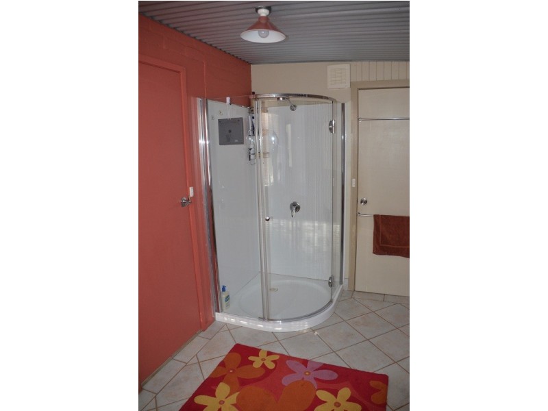 3 Walkers Lane, Bright VIC 3741