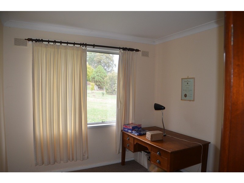 787 Morses Creek Road, Wandiligong VIC 3744