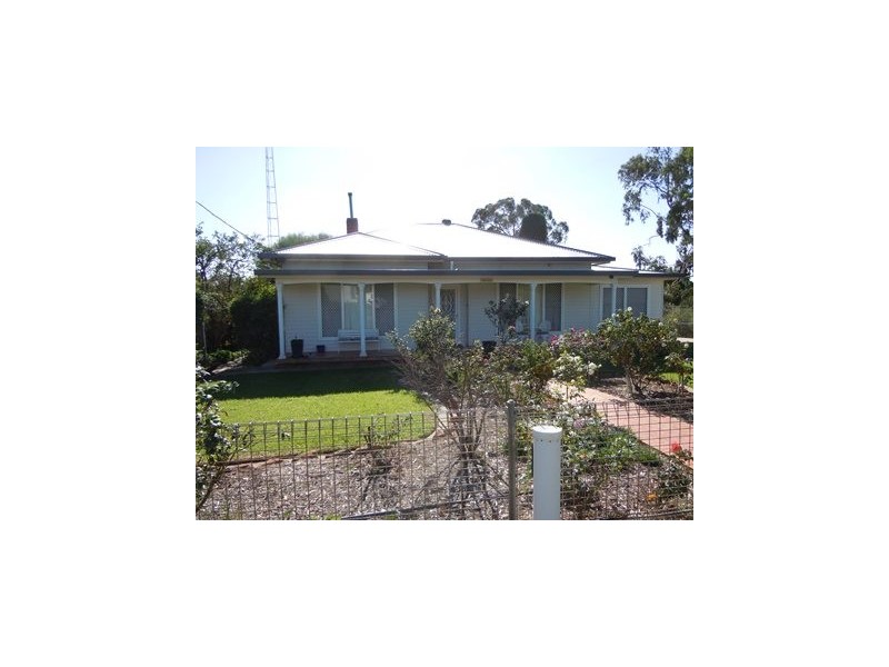 95 Pine Hill Road, Narrandera NSW 2700