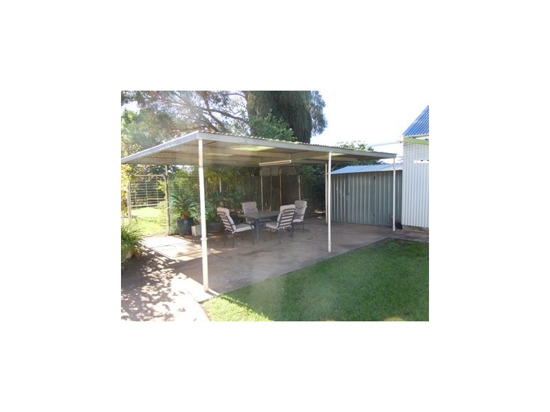 95 Pine Hill Road, Narrandera NSW 2700