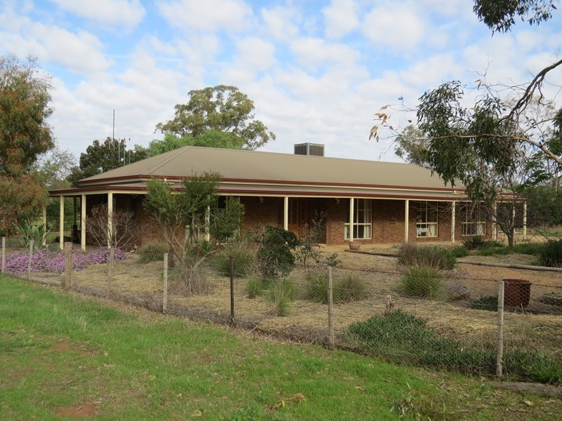 819 Hardings Road, Picola VIC 3639