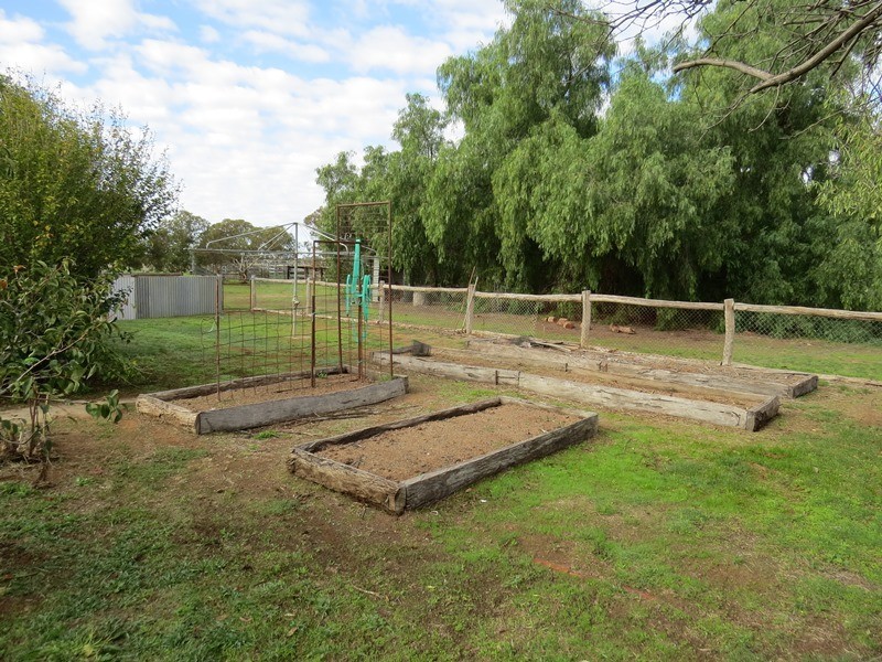 819 Hardings Road, Picola VIC 3639