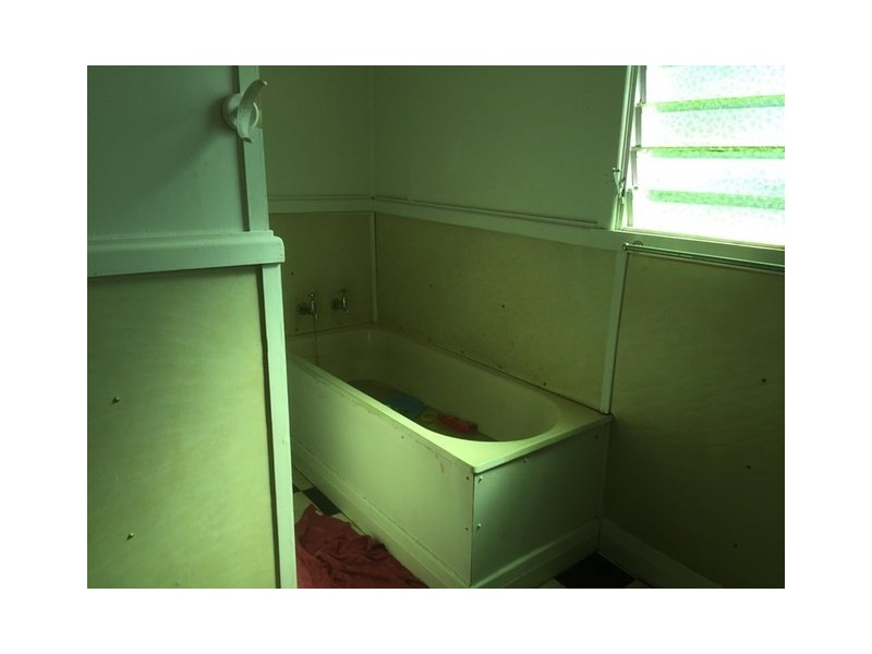 375 MACGREGOR STREET, Hay NSW 2711