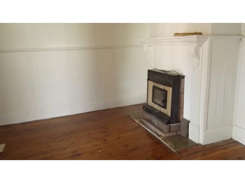 375 MACGREGOR STREET, Hay NSW 2711