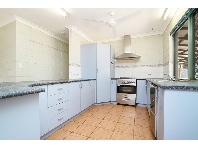 50 Moorhen Circuit, Bakewell NT 0832