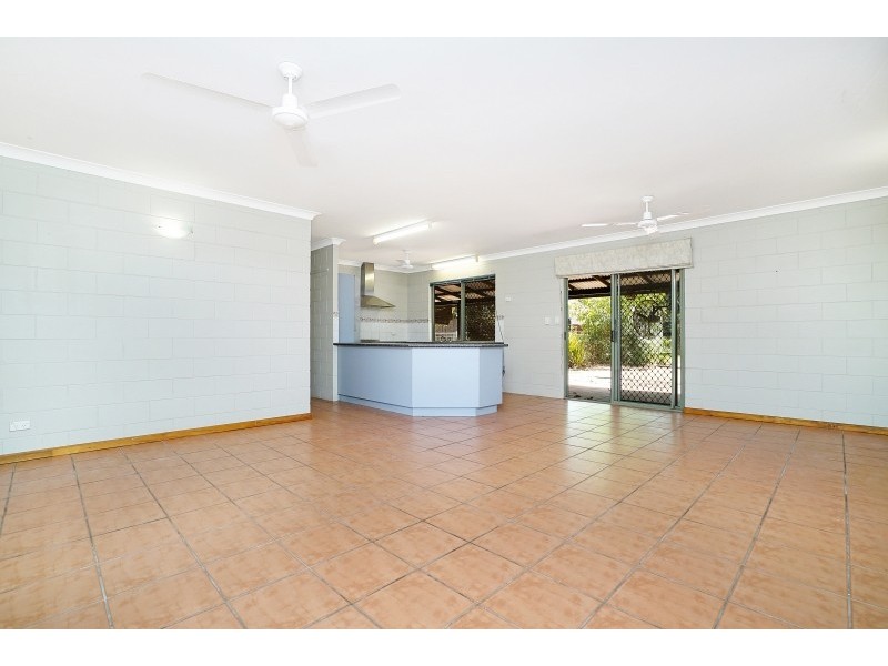 50 Moorhen Circuit, Bakewell NT 0832