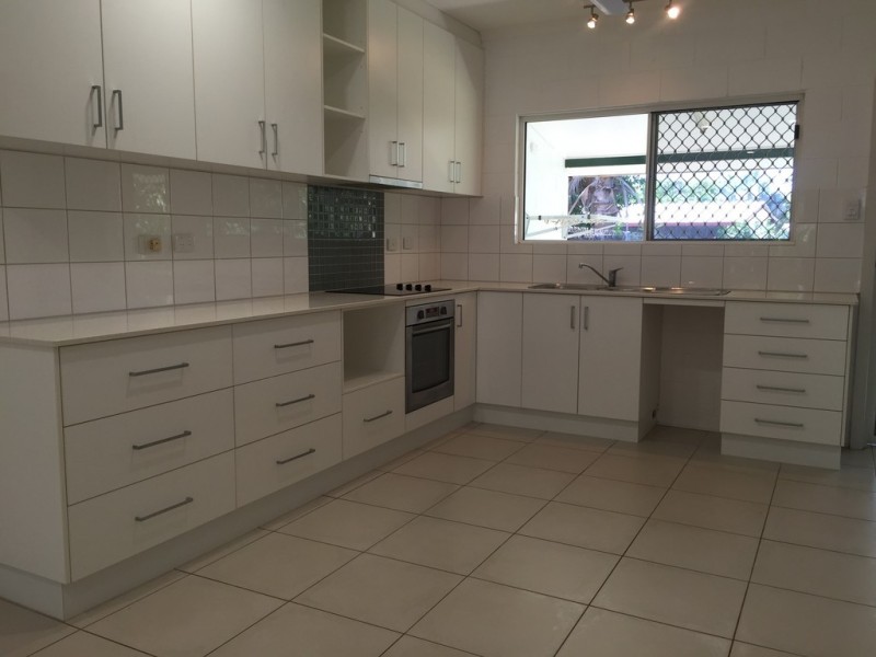 2/4 Crake Court, Bakewell NT 0832