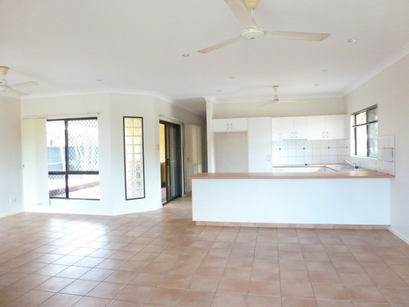 5 Mcphee Court, Gunn NT 0832