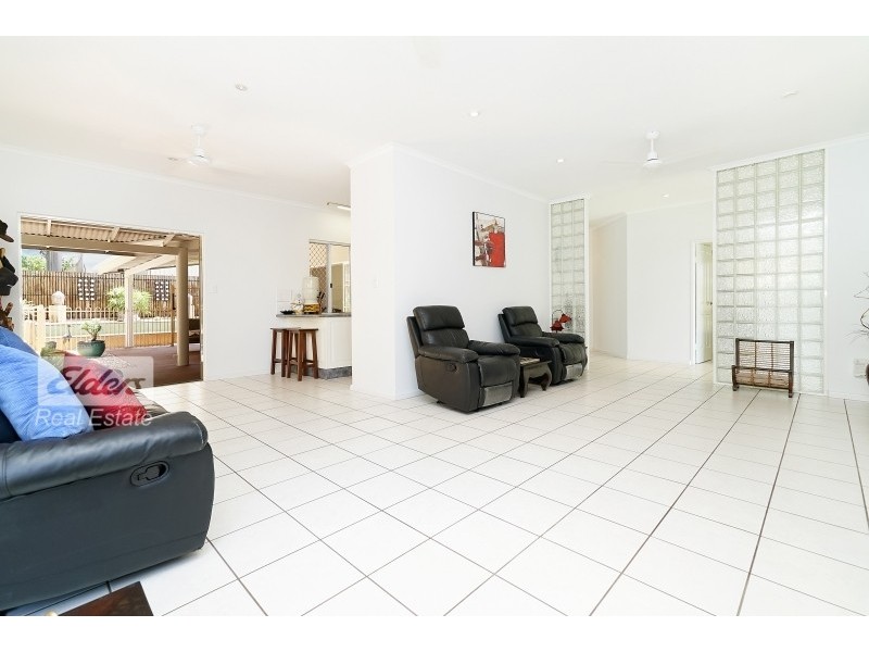 9 Lobelia Court, Rosebery NT 0832