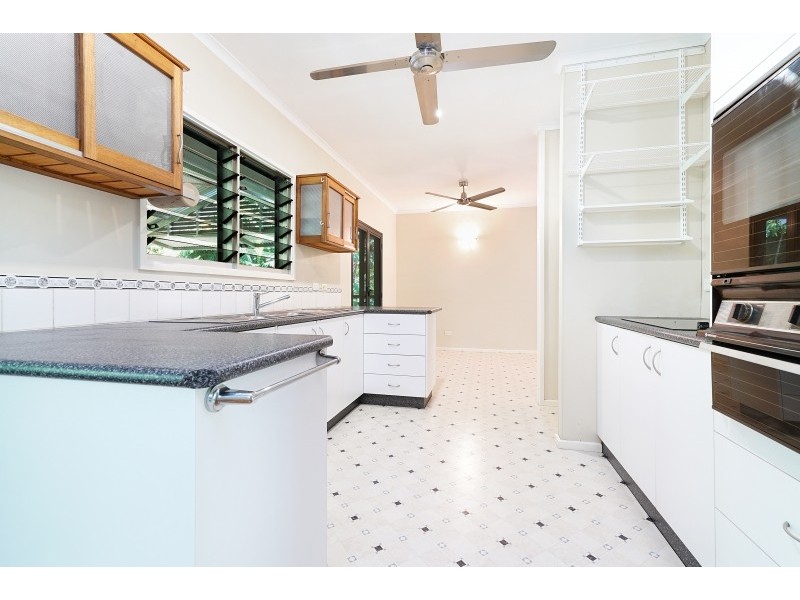 34 Raffles Road, Gray NT 0830