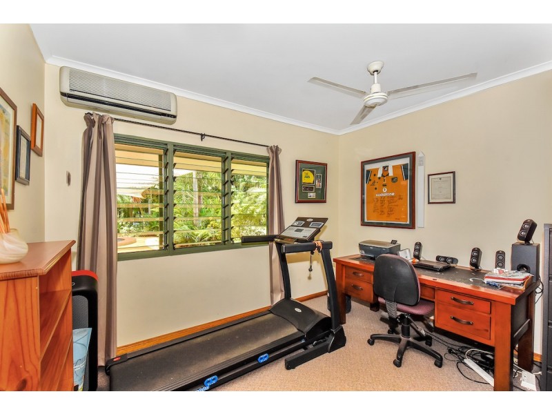 15 Bridgemary Crescent, Girraween NT 0836