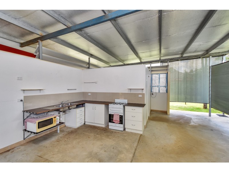 338 Wheewall Road, Berry Springs NT 0838
