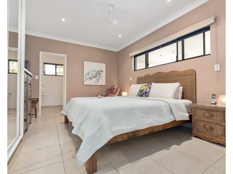 16 Yirra Crescent, Rosebery NT 0832