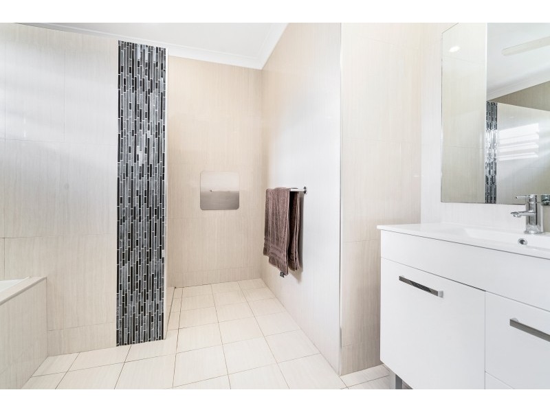 9 Kieran Street, Bellamack NT 0832