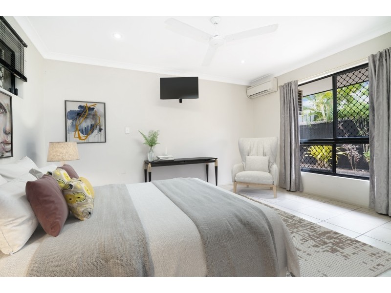 4 Savage Close, Farrar NT 0830