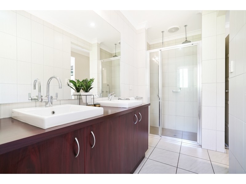 4 Savage Close, Farrar NT 0830