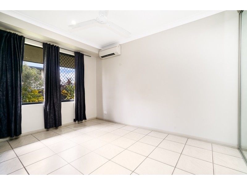 4 Savage Close, Farrar NT 0830