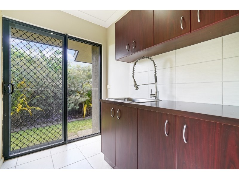 4 Savage Close, Farrar NT 0830