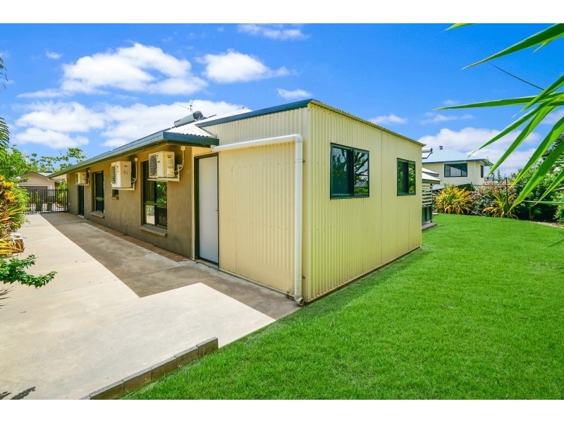 4 Savage Close, Farrar NT 0830