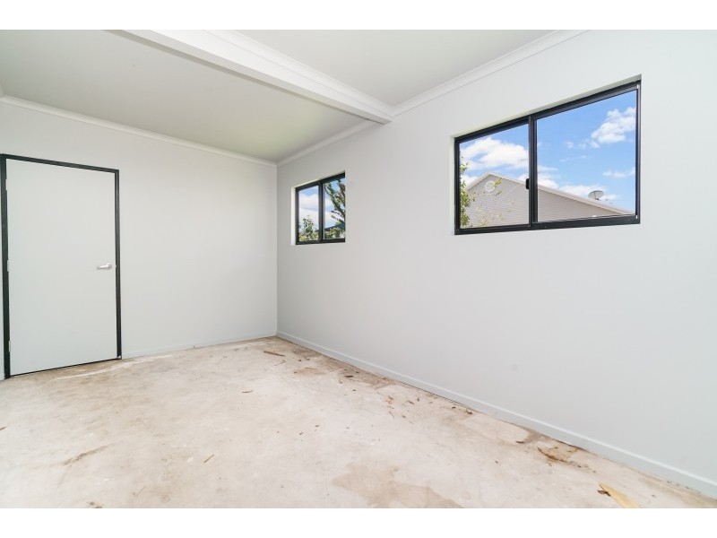 4 Savage Close, Farrar NT 0830