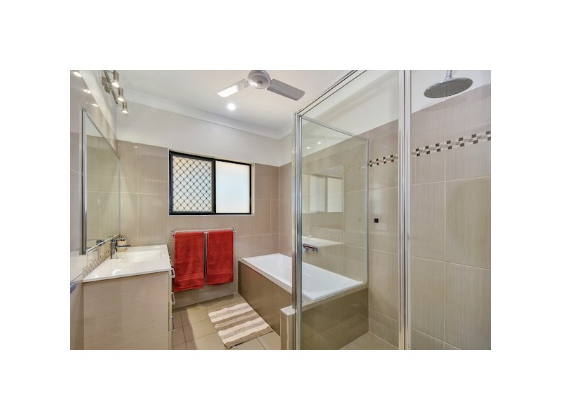 16 Gumtree Court, Herbert NT 0836