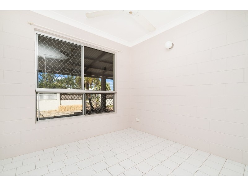 37 Hannibal Crescent, Gray NT 0830