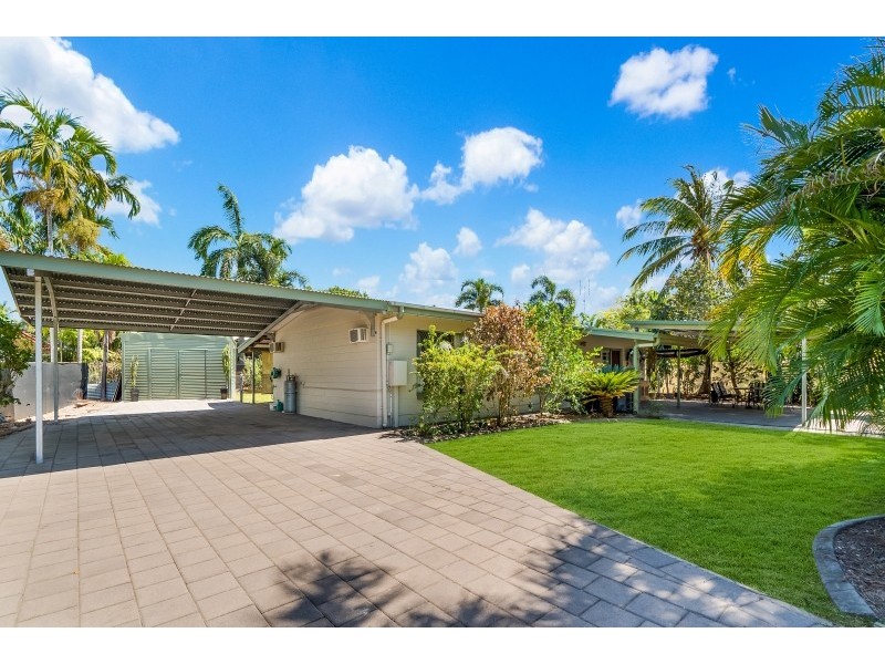 2 Granites Drive, Rosebery NT 0832