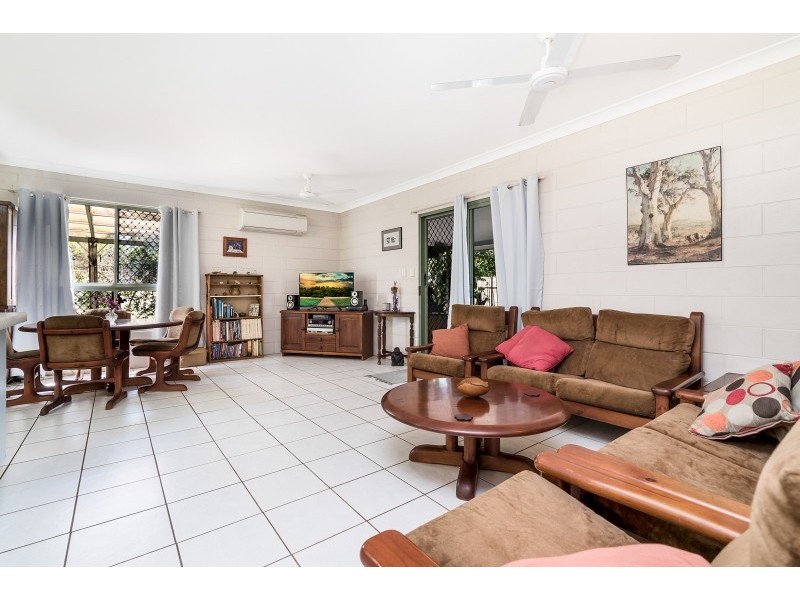 2 Granites Drive, Rosebery NT 0832