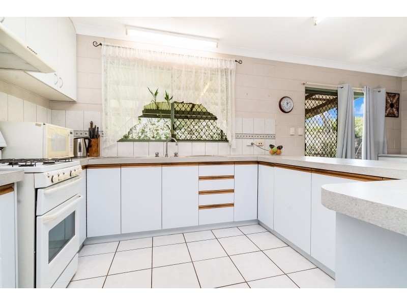 2 Granites Drive, Rosebery NT 0832