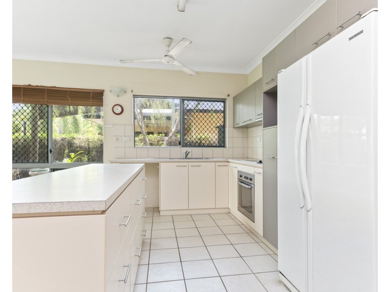 2/63 Odegaard Drive, Rosebery NT 0832