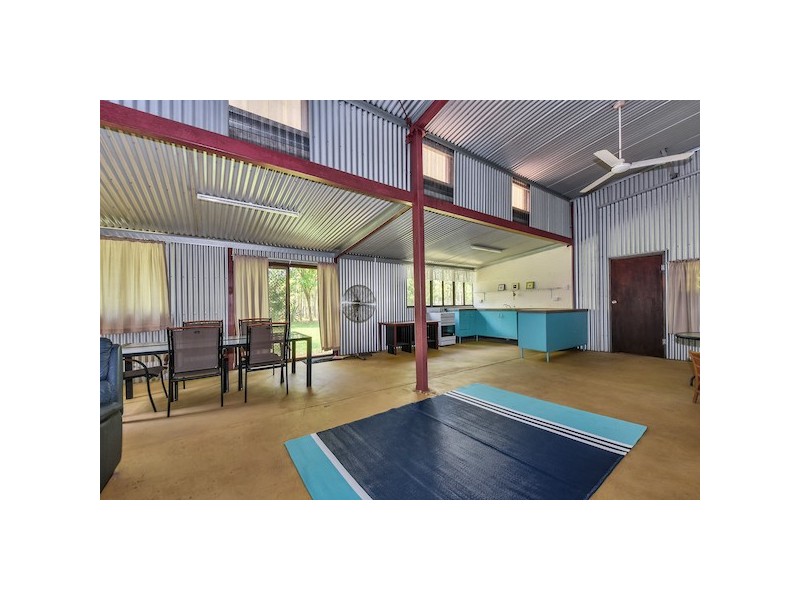 215 Westall Road, Howard Springs NT 0835