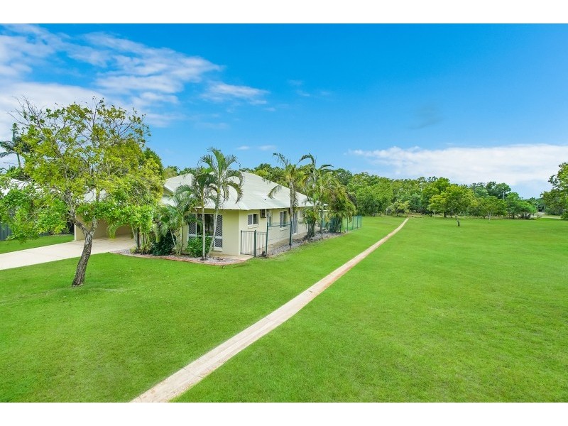 27 Lancewood Street, Rosebery NT 0832