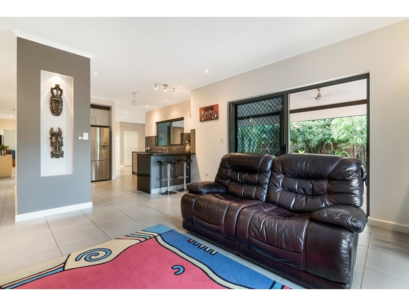 16 Kenbi Place, Rosebery NT 0832