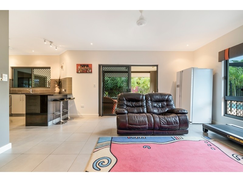 16 Kenbi Place, Rosebery NT 0832