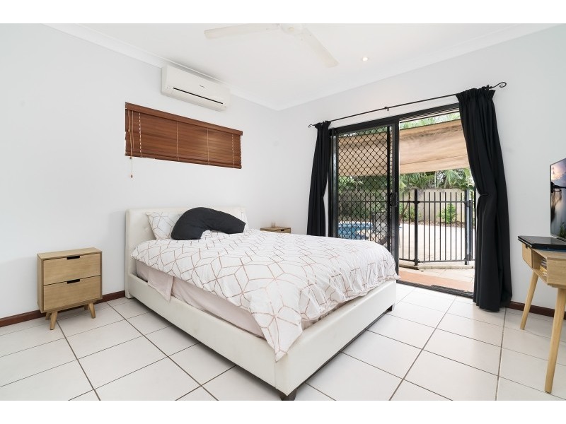15 Wood Crescent, Rosebery NT 0832
