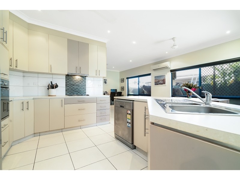 8 Rooney Street, Rosebery NT 0832