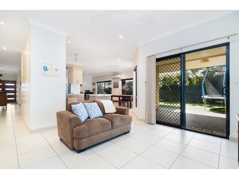 8 Rooney Street, Rosebery NT 0832
