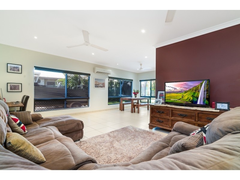 8 Rooney Street, Rosebery NT 0832