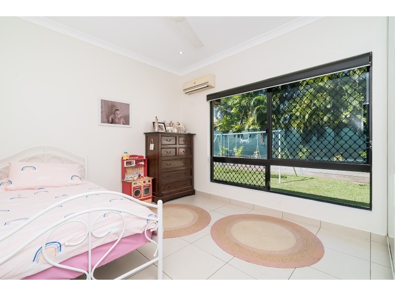 8 Rooney Street, Rosebery NT 0832