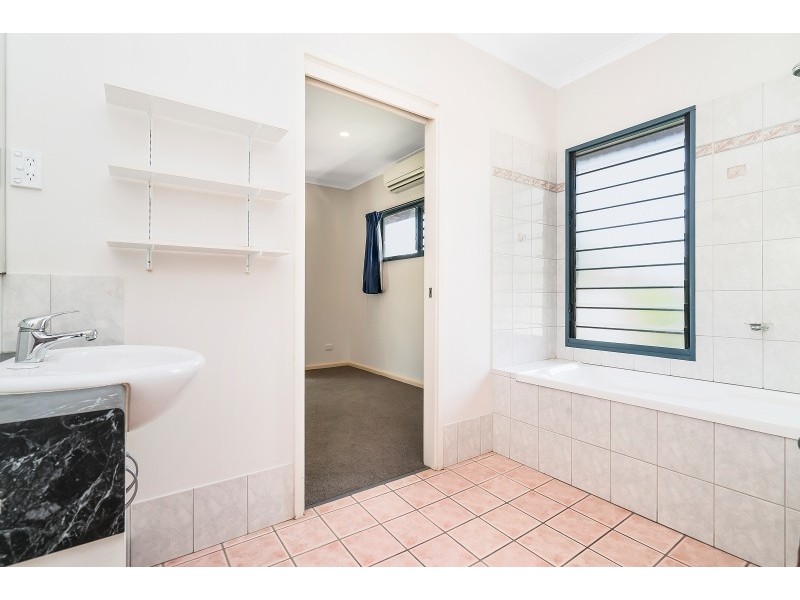4 Napier Court, Bakewell NT 0832