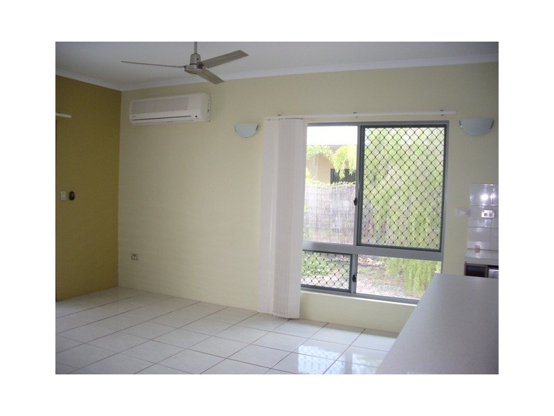 2/12 Zeroni Street, Rosebery NT 0832